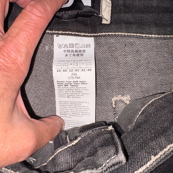 Black Max Mara crop jean (10) - Picture 3 of 10